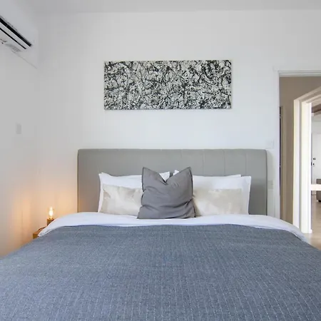 Phaedrus Living: Seaview Luxury Flat Athina Grenada Apartment Paphos Exterior photo